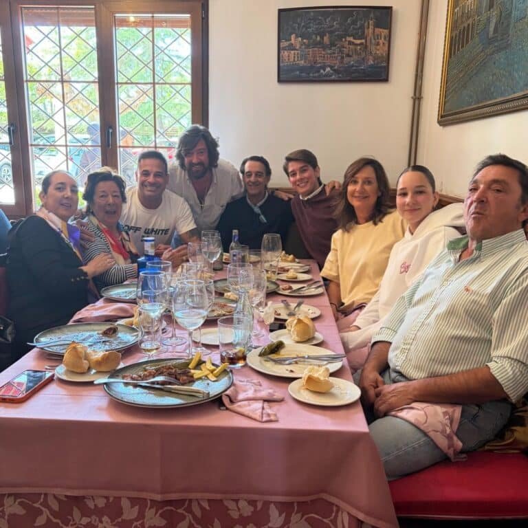 Photo by VÍCTOR SALVO in Restaurante " La Majada " with @consolaciongarco, por Carnicería Victor Salvo
