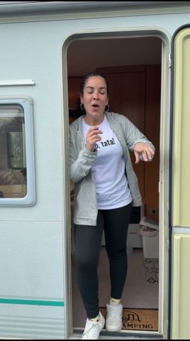 Post Youtube de @elenalosanz del 24 Abr 2026 por Elena Losanz